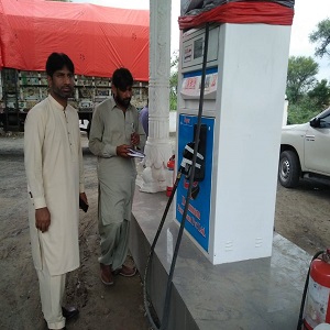  سمندری میں بغیر این او سی کے چلنے والے2 پٹرول پمپ بند کرادیے گئے 