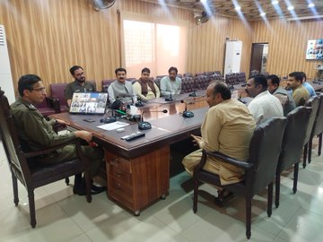 ڈی پی او قصور طارق عزیز سندھو نے کھڈیاں کے انجمن تاجران کے وفد سے اپنے آفس میں ملاقات کی  