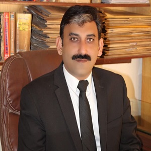 وکلاء کے ساتھ ہر قدم شانہ بشانہ کھڑا ہوں،عابد چوہدری 