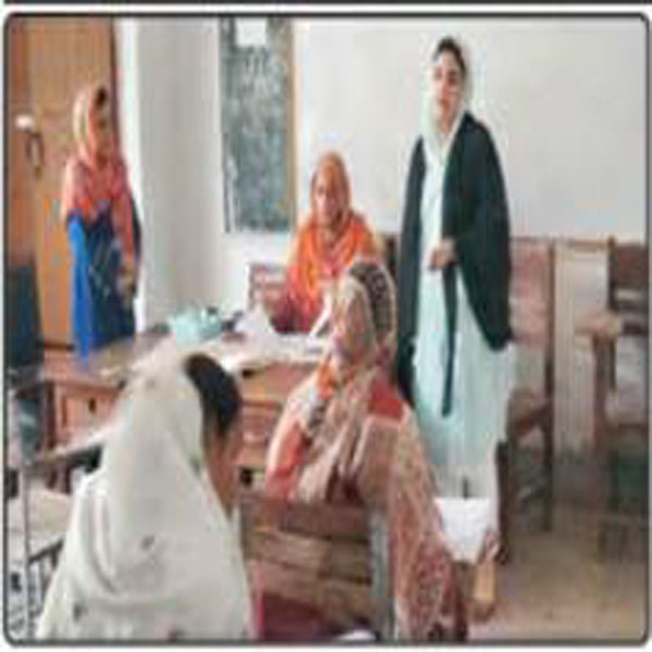 اسسٹنٹ کمشنر کوٹ رادھاکشن کا انٹرمیڈیٹ امتحانی سینٹر کا دورہ ، مانٹیرنگ کے عمل کو چیک کیا  