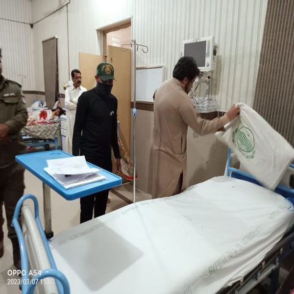 اسسٹنٹ کمشنر پتوکی کا تحصیل ہیڈ کوارٹر ہسپتال کا دورہ 