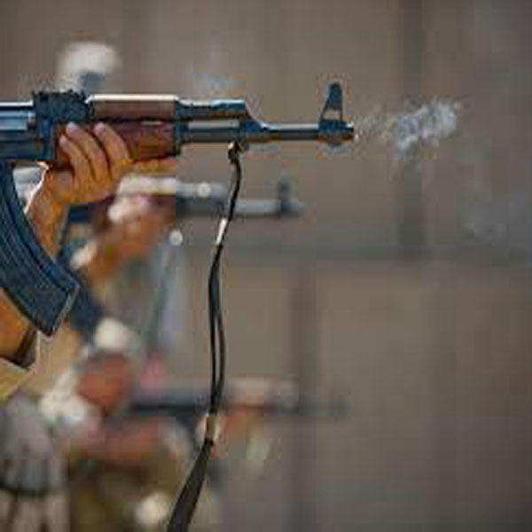 پان خریدنے پر جھگڑا فا‏ئرنگ سے تین افراد زخمی  