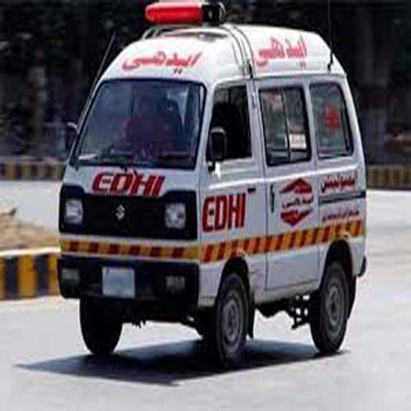  گاڑی کی ٹکر ، 10 سالہ بچہ شدید زخمی  