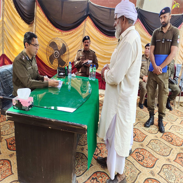 ڈی پی او قصور کی تھانہ راجہ جنگ میں کھلی کچہری کا انعقاد  