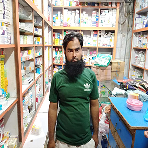 علی میڈیکل سٹور بالمقابل ڈی ایچ کیو ہسپتال چوک اسٹیل باغ پر ڈکیتی کی واردات
