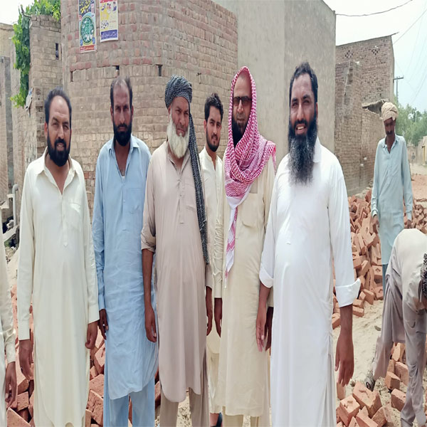 رانا اسحاق خاں اور چوہدری احسن رضا خاں کا  آرائیاں والا گاؤں کو نئی سڑک  کا تحفہ  