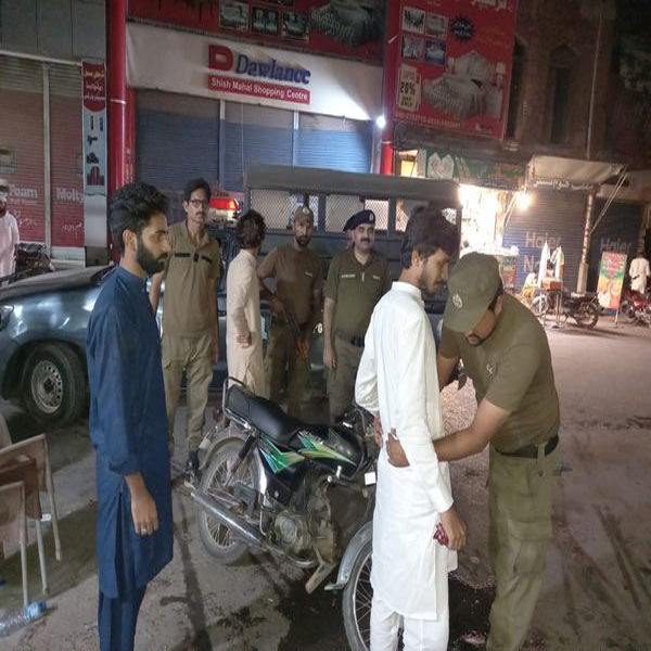 ایس ایچ او افتخار احمد جوئیہ کی سربراہی میں شہر میں سنیپ چیکنگ جاری 