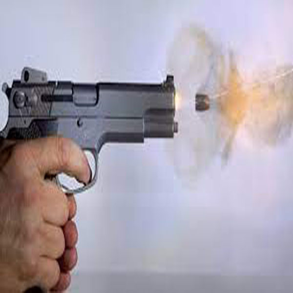 میلے کے دوران دو گروپوں میں فائرنگ 