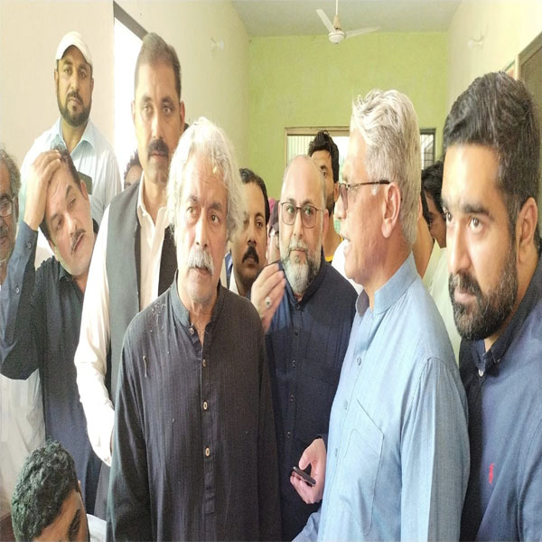 سردار ہارون احمد علی نے آزاد امیدوار کی حیثیت سے کاغذات نامزدگی جمع کرا دیئے 