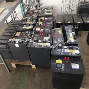 چک نمبر 409 گ ب میں  چور نجی موبائل ٹاور سے بیٹریاں چرا کر فرار