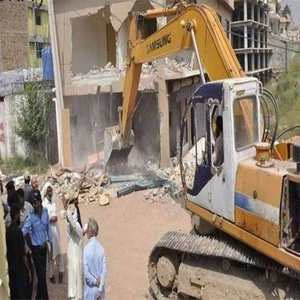 ایف ڈی اے کی کارروائیاں، تاندلیانوالہ میں 4 غیر قانونی تعمیرات مسمار،قانونی تعمیر پر پلاٹ سیل