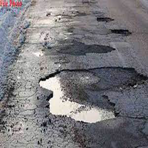 ٹوٹ پھوٹ کا شکار ہیڈ بلوکی روڈ کی تعمیر کا افتتاح  