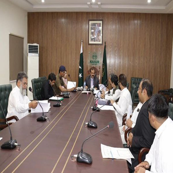 ڈپٹی کمشنر کی زیر صدارت ڈسٹرکٹ اوورسیز پاکستانی کمیٹی کا اجلاس  