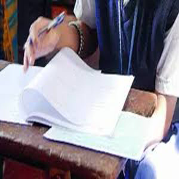 دوسرے امیدوار کی جگہ پرچہ حل کرنے والا گرفتار 