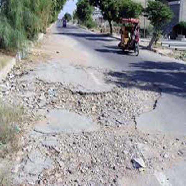 کنگن پور تا الہ آباد  روڈ عرصہ دراز سے ٹوٹ پھوٹ کا شکار  