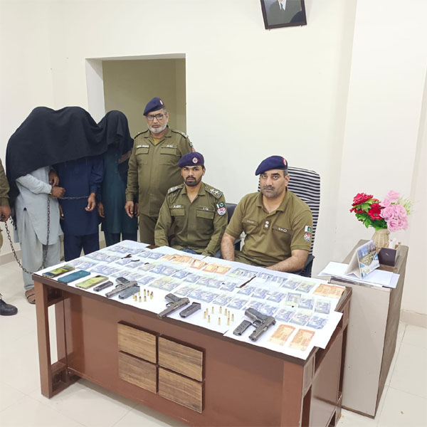 چونیاں پولیس کی کاروائی ، ڈکیت گینگ کے تین ارکان گرفتار 