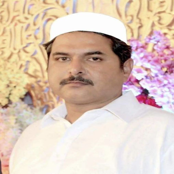 عرفان خان نیازی کے والد محترم وفات پاگئے  