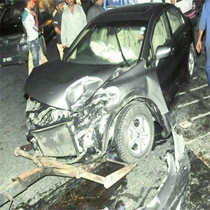 سمندری کے قریب کار اور ڈمپر ٹرک کے درمیان تصادم کے نتیجہ میں 6 افراد جاں بحق،2 شدید زخمی ہوگئے