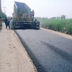 چک 138 گ ب رسیانا میں مرکزی سڑک کی تعمیر شروع کردی گئی