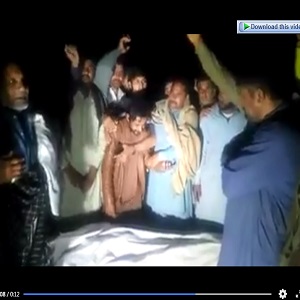 چک 189 رب رسول پور میں نامعلوم افراد نے فائرنگ کرکے ہیئر ڈریسر کو قتل کردیا ،  