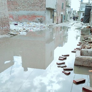 چک نمبر 202 بھائی والا شمس آباد گلی نمبر 5 میں نکاسی آب کے مسائل متعلقہ حکام کے توجہ کے طلب گار