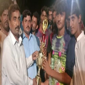 موضع دھت لک میں کھیلا گیا جشنِ آزادی فلڈ لائٹ والی بال ٹورنامنٹ یا علی کلب نے جیت لیا