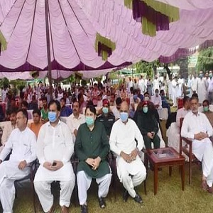  پاکستان کا مستقبل روشن ہے، اپنے اپنے شعبوں میں خلوص نیت سے کام کریں، ڈپٹی کمشنر چنیوٹ 