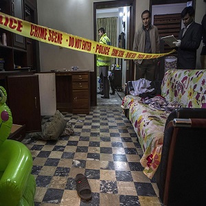 گرین ٹاوٗن میں اہلخانہ کویرغمال بناکرواردات