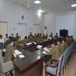 پولیس افسران قانون کے یکساں طور پر نفاذ کو یقینی بنائیں،  ڈی پی او جھنگ ڈاکٹر سردار غیاث گل خان 