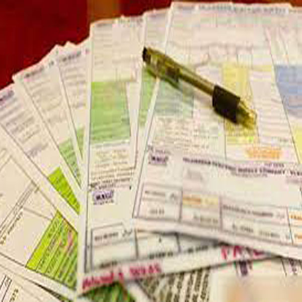 واپڈا ملازمین کی شاہی ، عوام بجلی کے بلوں کے لیے  دربدر رل گئے  