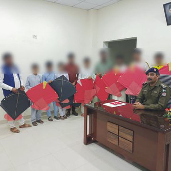  پتنگ اڑانے اڑانے والوں کے خلاف بھرپور کاروائیاں جاری  