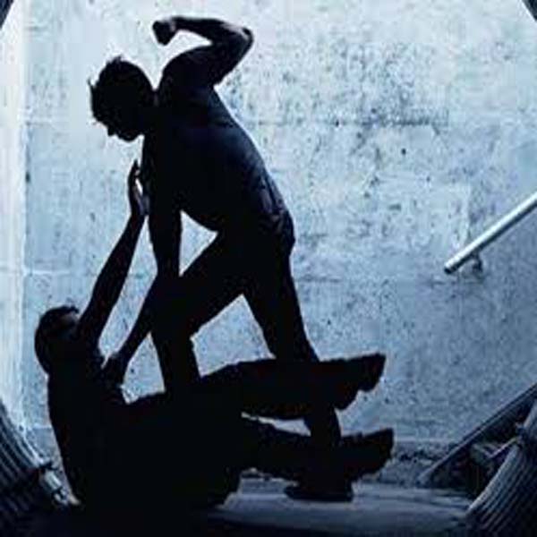 بااثر افراد کی ٹی ایچ کیو ہسپتال کے ایم ایس سے غنڈہ گردی 