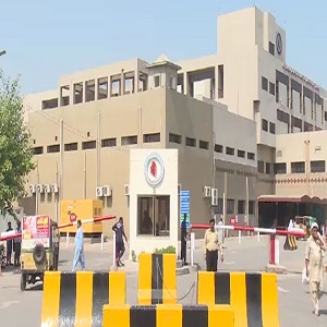 فیصل آباد انسٹی ٹیوٹ آف کارڈیالوجی کو ہارٹ سیور فاوٗنڈیشن کی طرف سے ادویات کا عطیہ