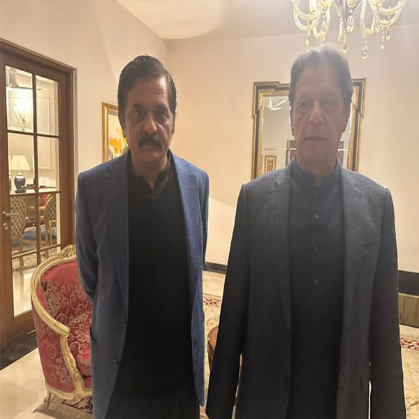  سابق ایم پی اے محمد  ہاشم  نے ڈوگر عمران خان  سے ملاقات  کی 