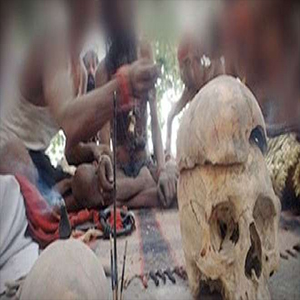 چک نمبر 616گ ب میں نومولود بچے کی قبر سے لاش کو جادو ٹونا  کے لئے نکالنے  والا عامل گرفتار