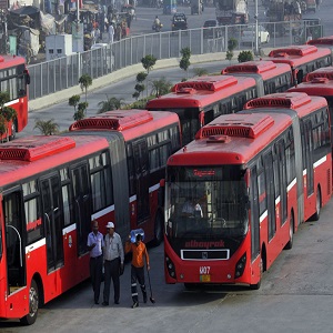 لاہورمیں تنخواہ نہ ملنے پر میٹرو اسٹیشنز کے ٹکٹنگ عملے نے کام چھوڑدیا