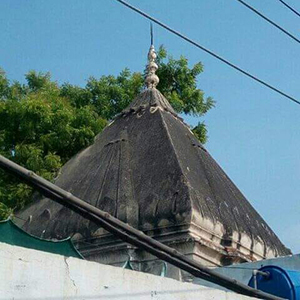 شاہد شہید روڈ کے قریب واقع تاریخی مندر بین المذاہب رواداری کی یاد دلاتا ہے