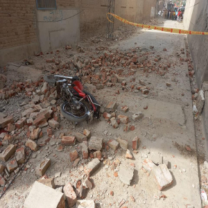 سمندری گوجرا بائی پاس پر مسافر کوچ نے موٹر سائیکل کو ٹکر مار دی، موٹر سائیکل پر سوار دو افراد جاں بحق