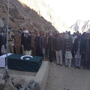 تنگوس پڑی کے حادثے میں شہید فوجی  لیاقت کی  نماز جنازہ ادا کردی گئی