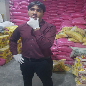 اسسٹنٹ کمشنر تاندلیانوالہ نے ذخیرہ اندوزی پر کریانہ بازار میں گودام سیل کردیا