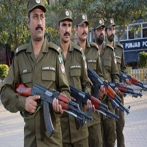 چک جھمرہ کی پولیس  عوام سے  عیدی جمع کرنے  میں مصروف، لاک ڈاؤن نے  ناجائز  آمدنی کے نئے ذرائع پیدا کردیے