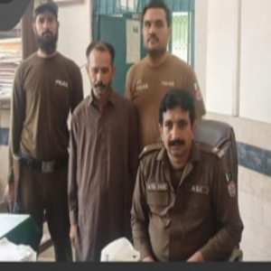 فیصل آباد میں منشیات فروش گرفتار، 12 سوگرام چرس برآمد