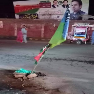  لاری اڈہ کی  سڑک ٹوٹ پھوٹ کا شکار