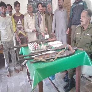 ساہیانوالہ کے علاقہ 45ج ب مجوراں والامیں دومتحارب گروپوں میں فائرنگ کاتبادلہ, پولیس نے خانہ پوری کے لیے من پسند افراد گرفتار کرلیے 