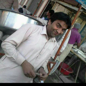 محلہ اسلام پورہ میں وحید احمد عرف بِلا نائی کے بیٹے عثمان وحید کا قضائے الہٰی سے انتقال ہو گیا