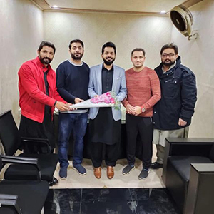 یوتھ کیئر سمندری وفد کی ملک عمران سے ملاقات